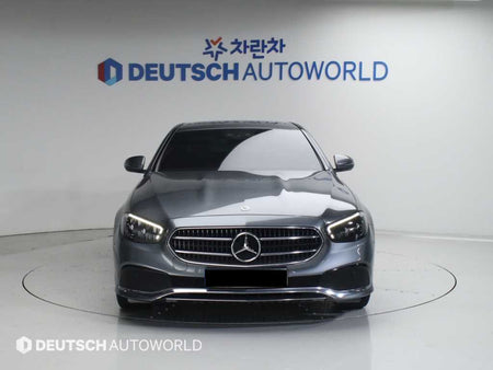 Mercedes-Benz E-Class — photo 03