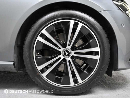 Mercedes-Benz E-Class — photo 05