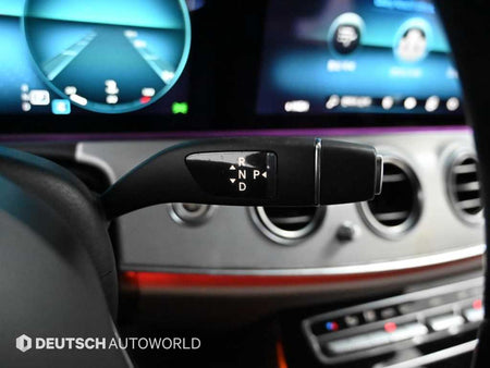 Mercedes-Benz E-Class — photo 09