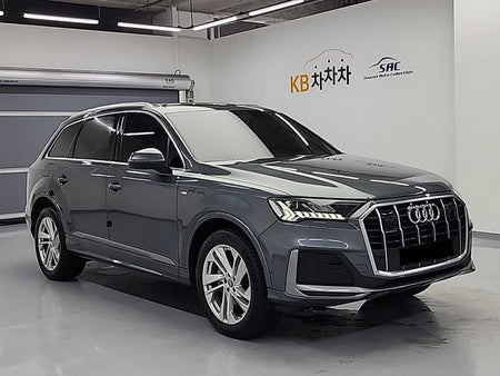 Audi Q7 — photo 04
