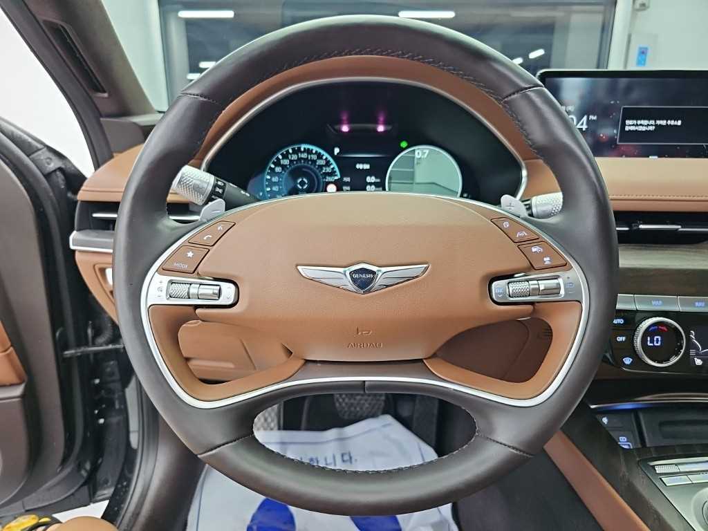 Genesis G80 — photo 09