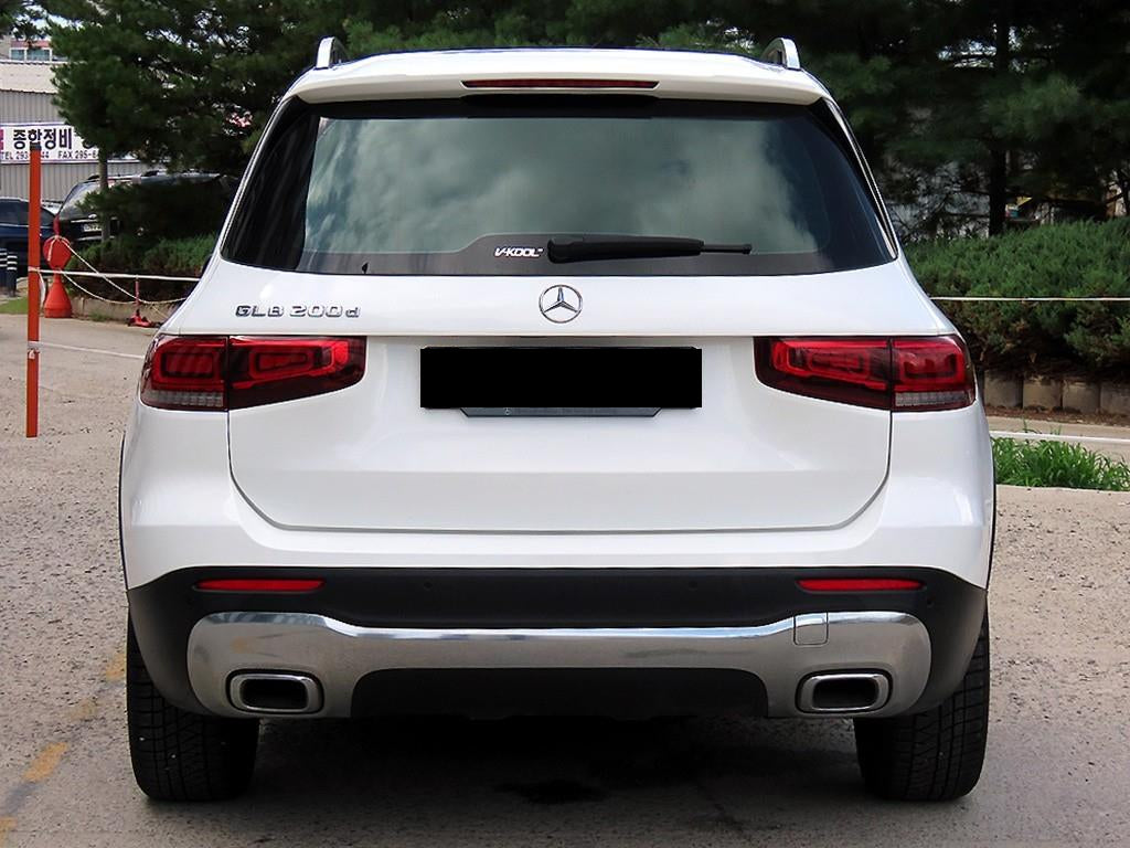 Mercedes-Benz GLB-Class — photo 04