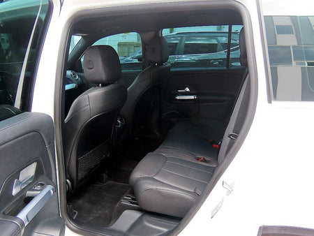 Mercedes-Benz GLB-Class — photo 06