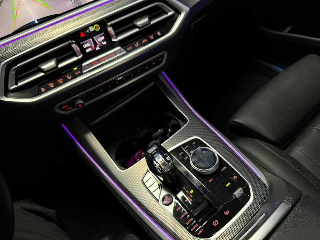 BMW X5 — photo 15