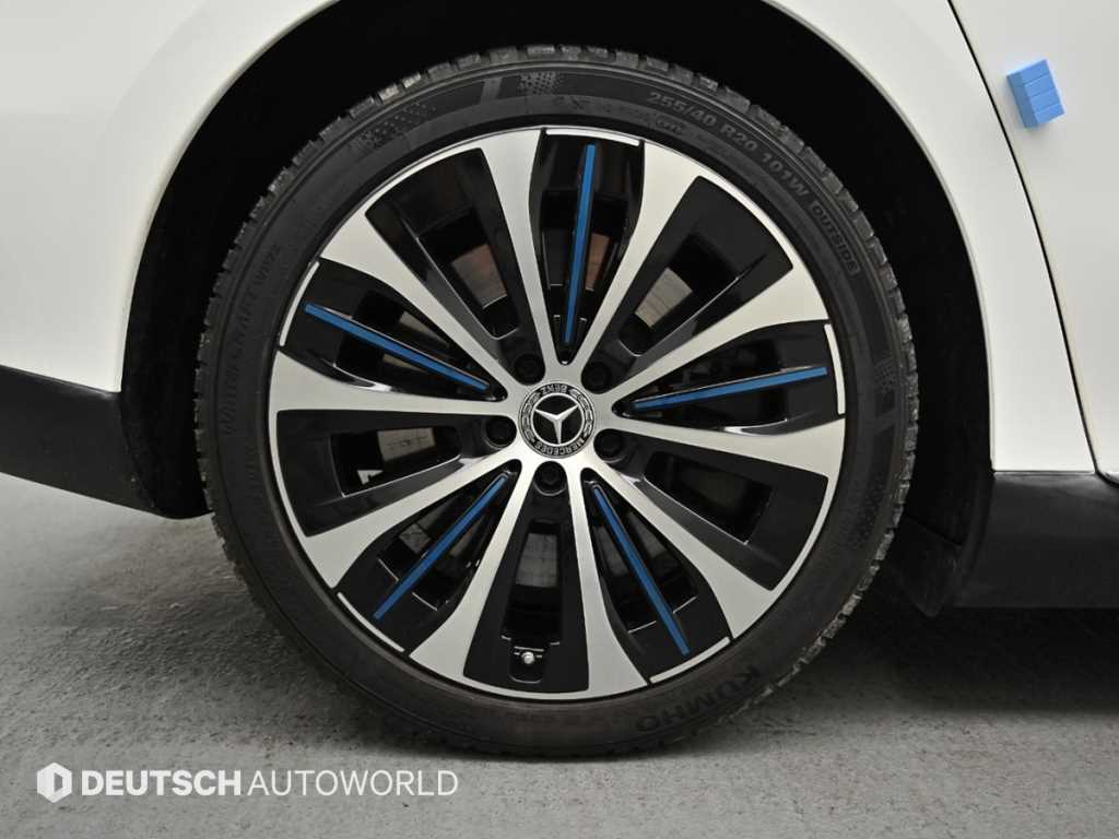 Mercedes-Benz EQE — photo 05