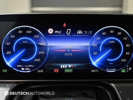 Mercedes-Benz EQE — photo 08