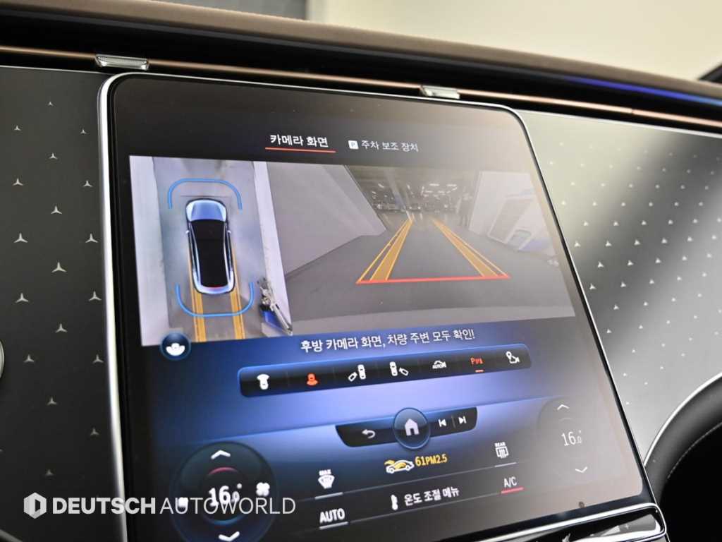 Mercedes-Benz EQE — photo 15
