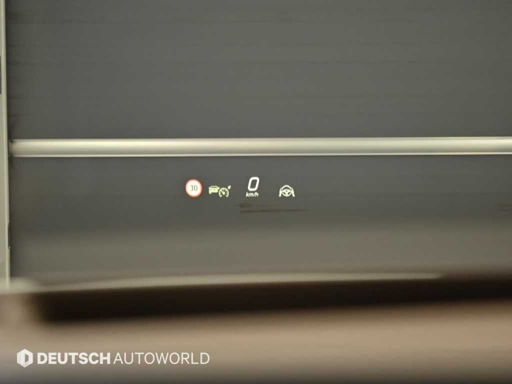 Mercedes-Benz EQE — photo 17