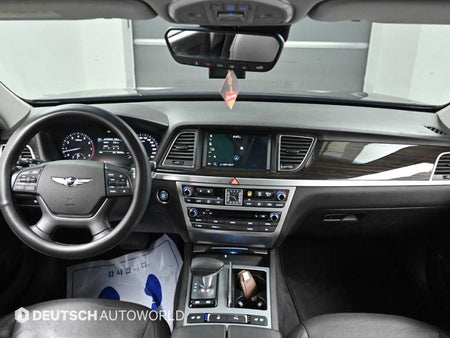 Genesis G80 — photo 07