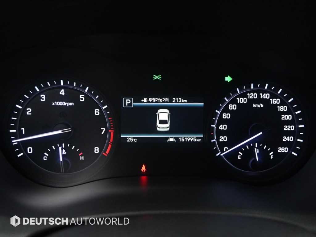 Genesis G80 — photo 08