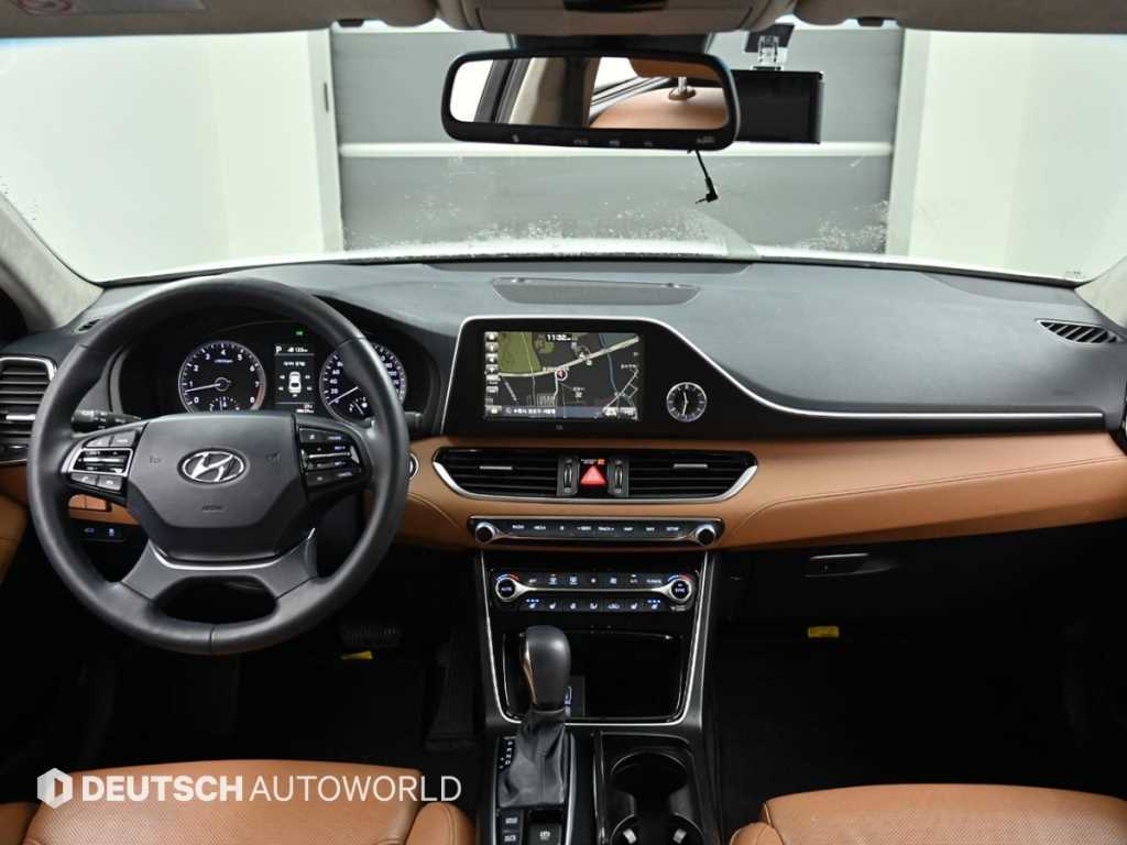 Hyundai Grandeur — photo 08