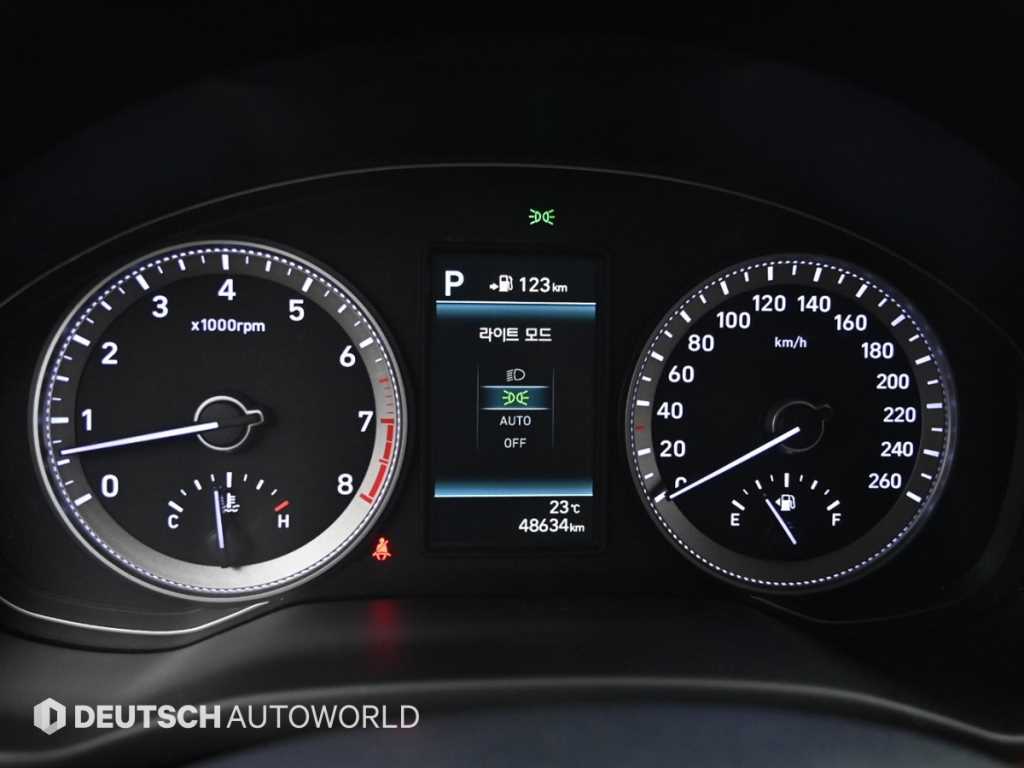 Hyundai Grandeur — photo 09