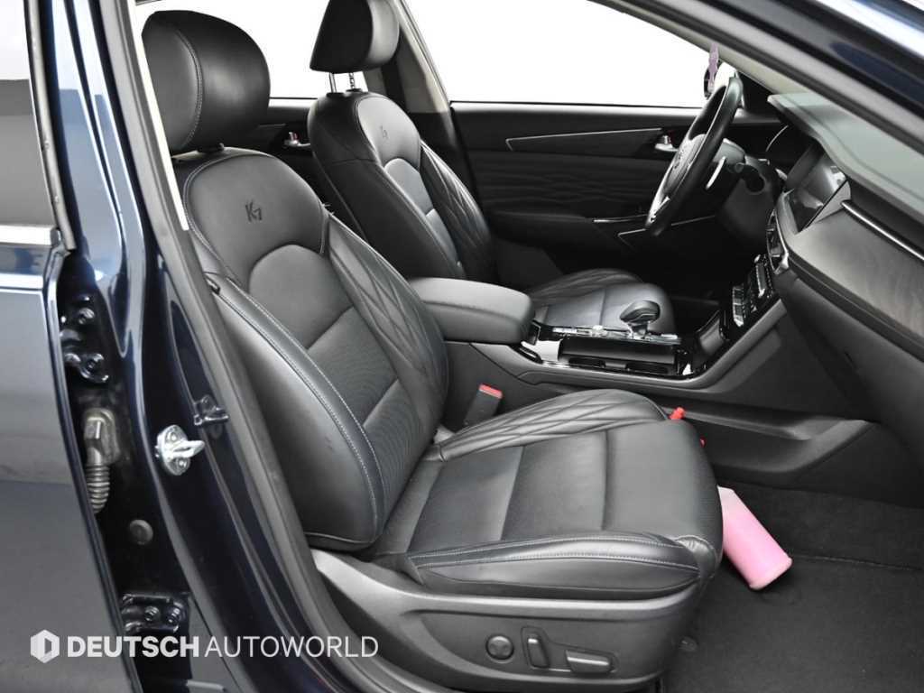 Kia K7 — photo 10