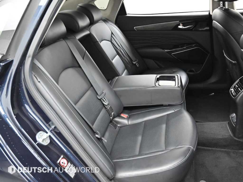 Kia K7 — photo 12