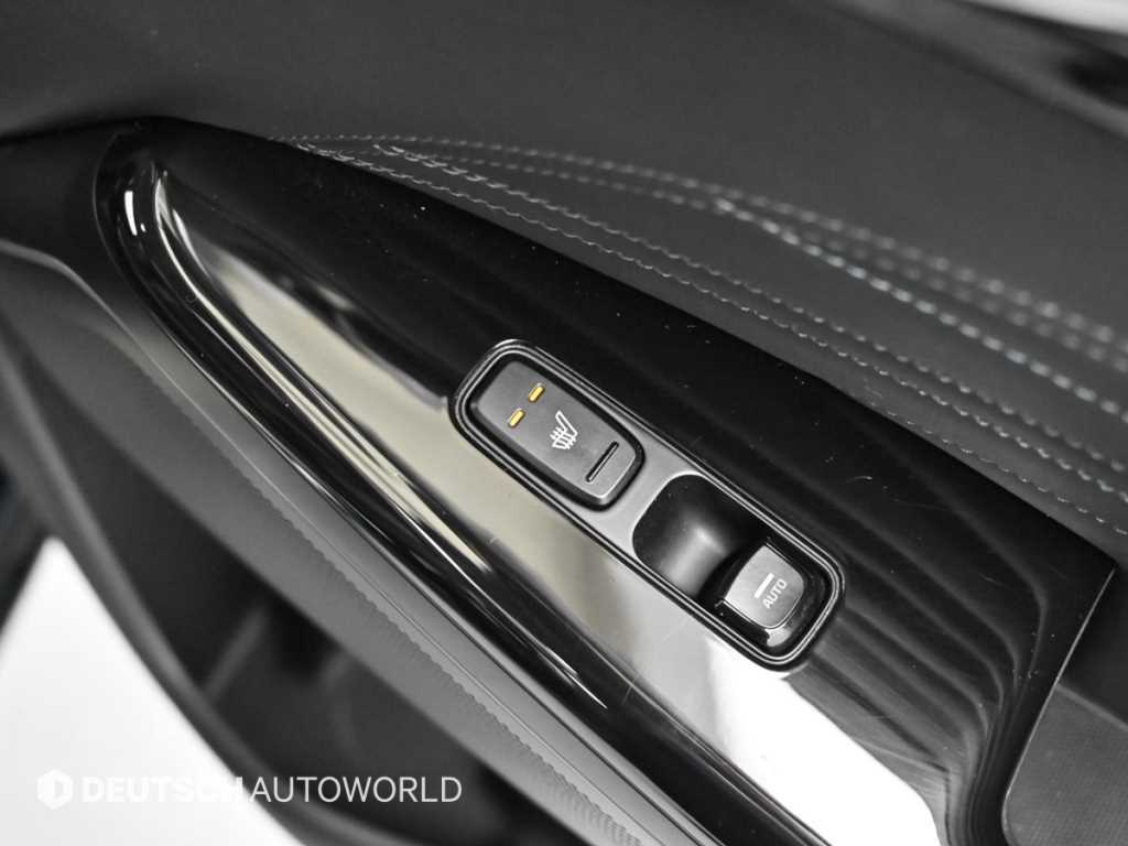 Kia K7 — photo 16