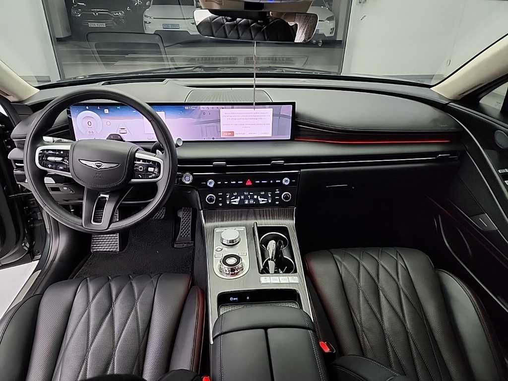 Genesis G80 — photo 07