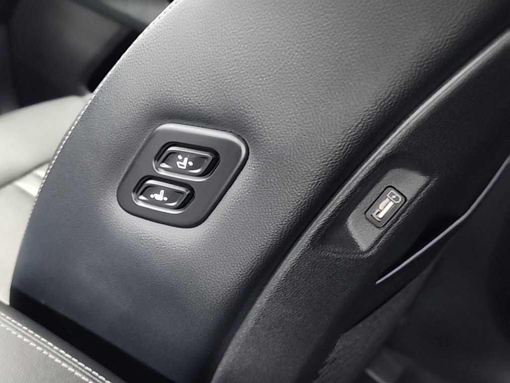 Kia Sorento — photo 13