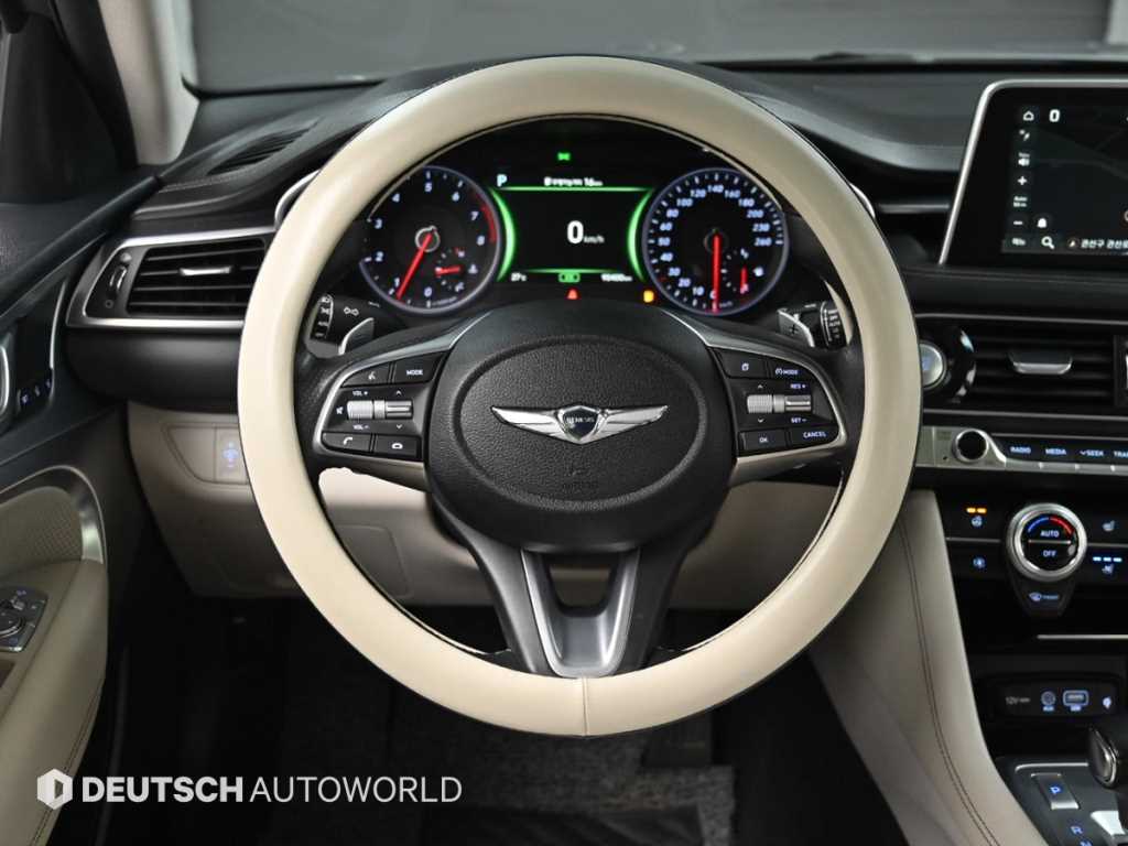 Genesis G70 — photo 13