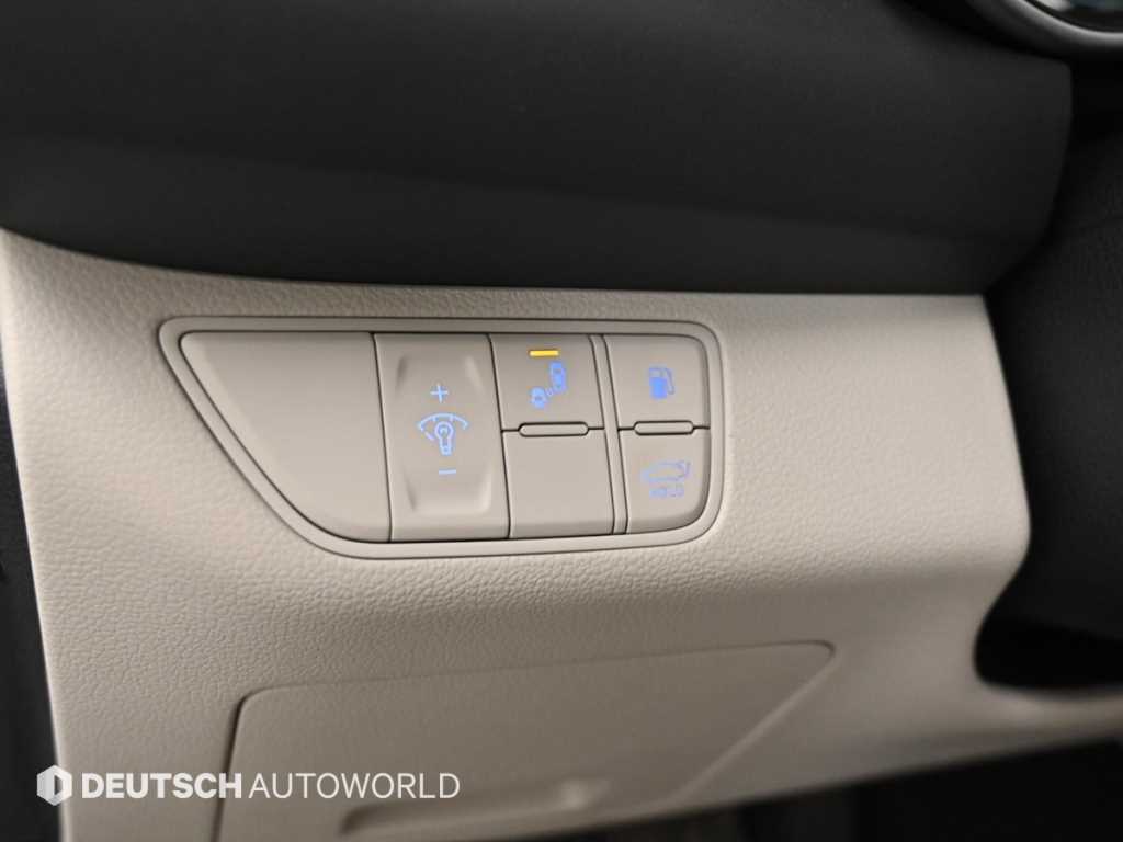 Genesis G70 — photo 17
