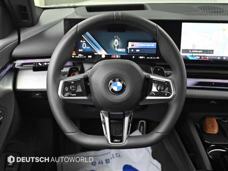 BMW 5-Series — photo 13