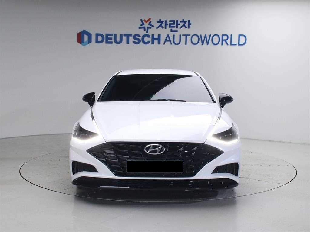 Hyundai Sonata — photo 03