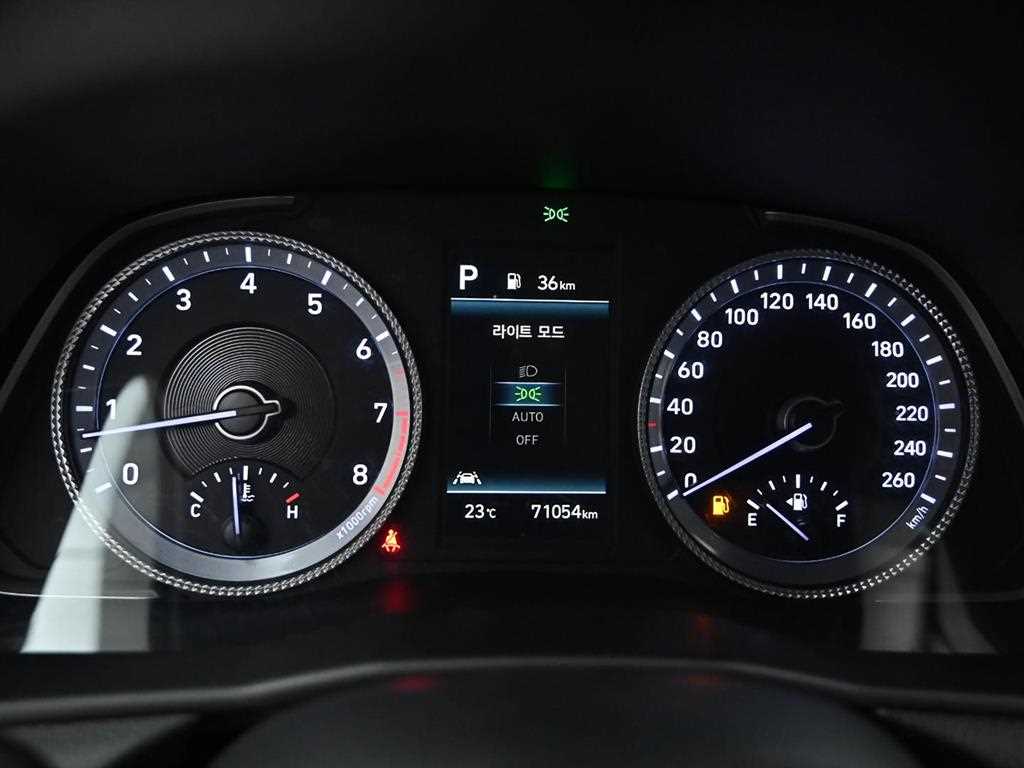 Hyundai Sonata — photo 08