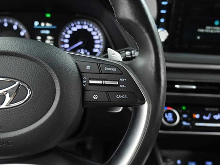 Hyundai Sonata — photo 16
