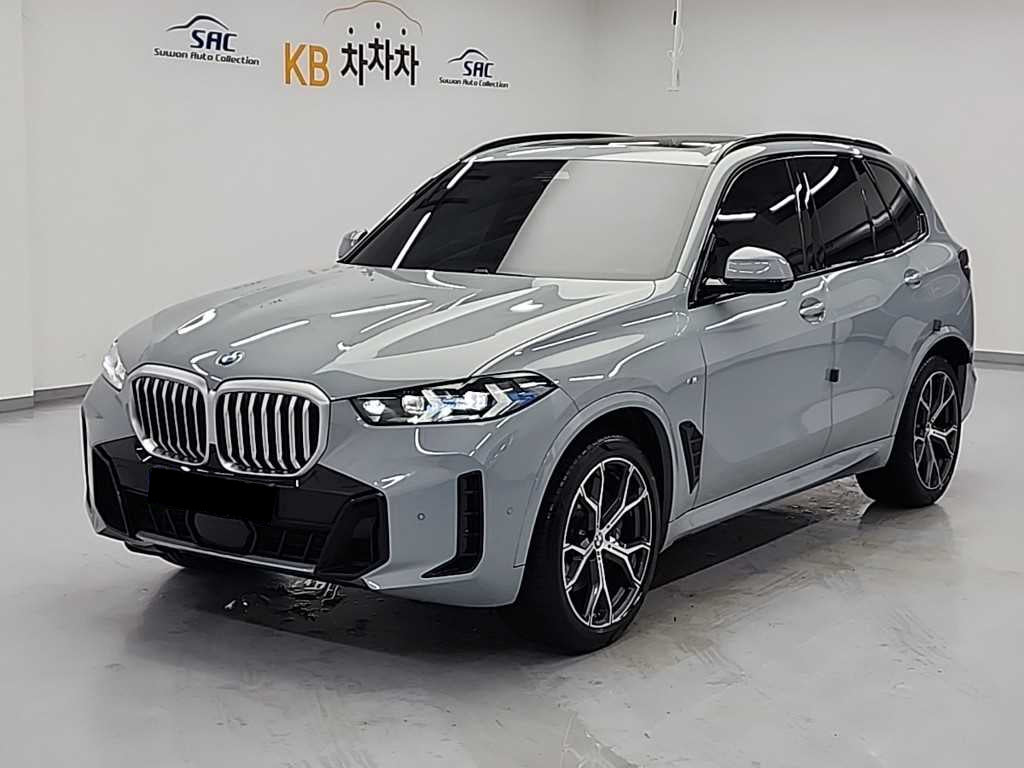 BMW X5 — photo 01