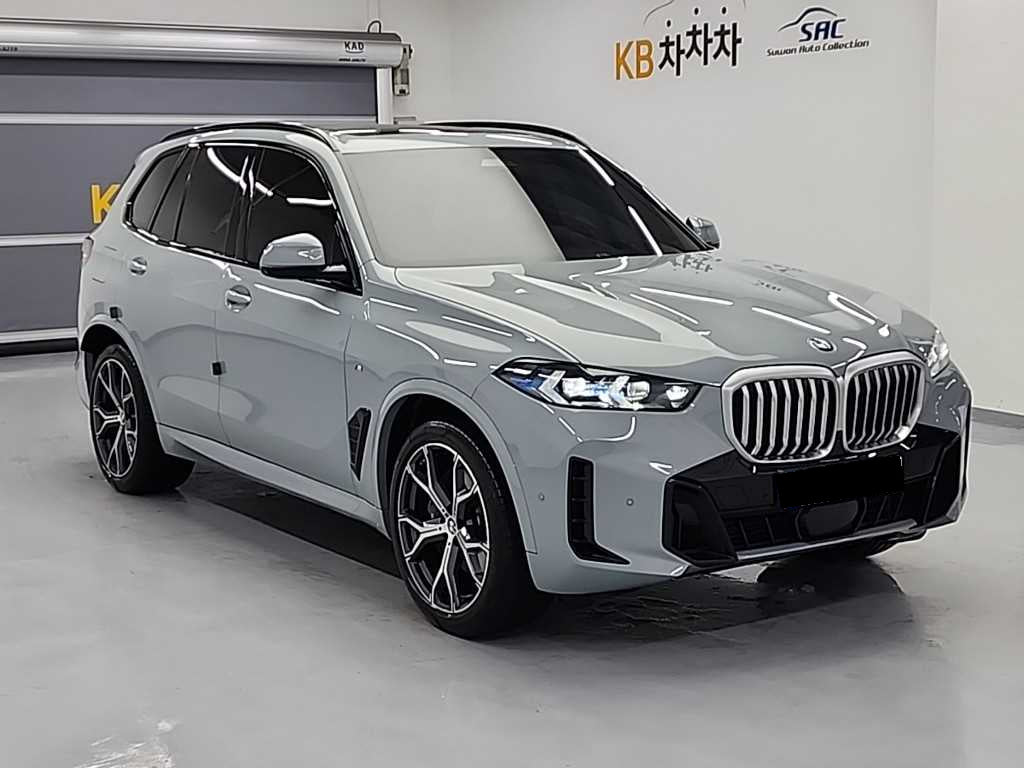 BMW X5 — photo 04