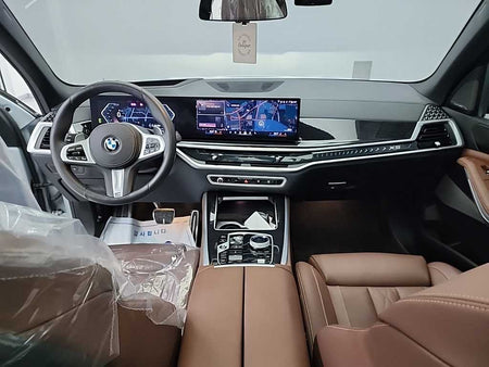 BMW X5 — photo 07