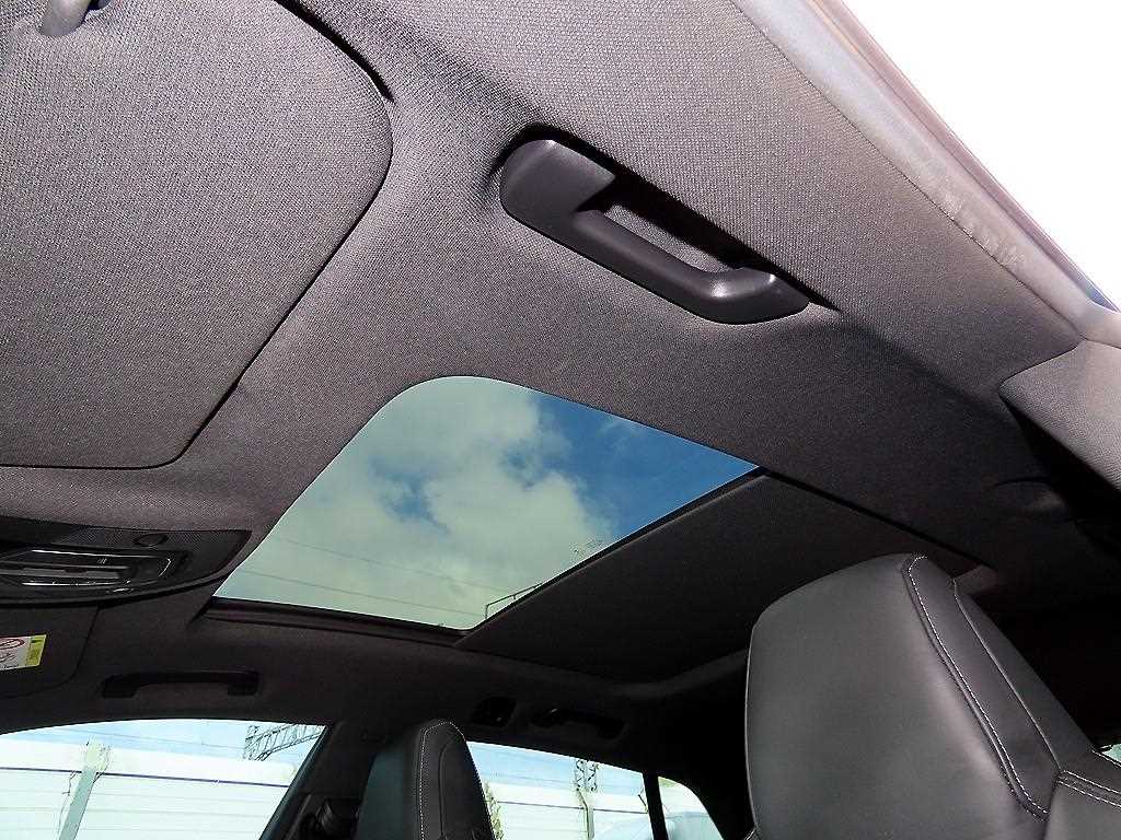 Audi Q8 — photo 16