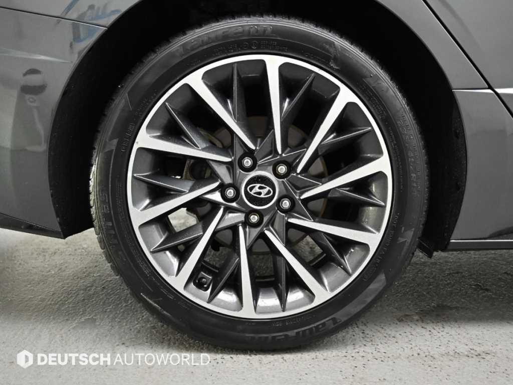 Hyundai Sonata — photo 05