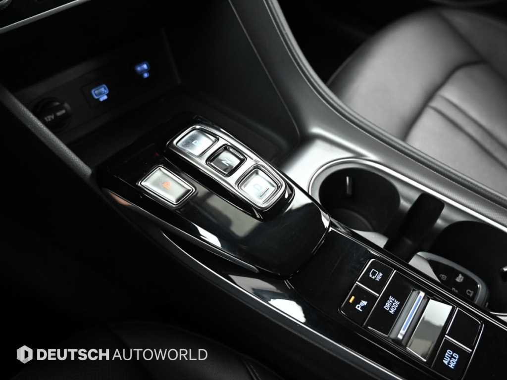 Hyundai Sonata — photo 09