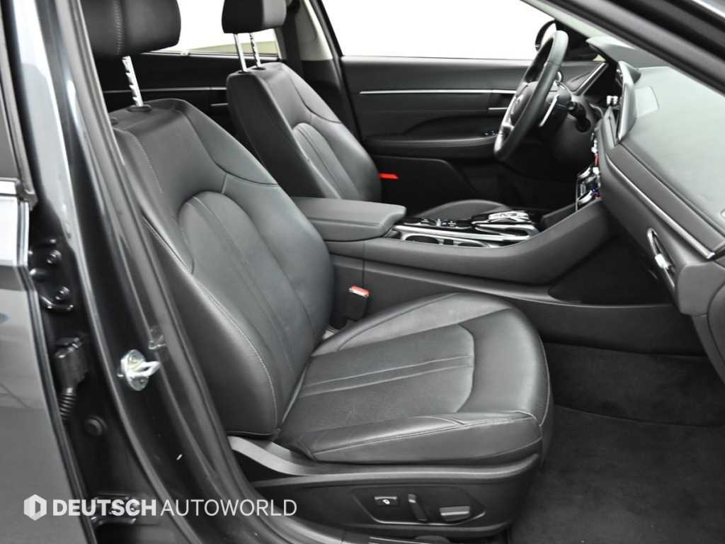 Hyundai Sonata — photo 10
