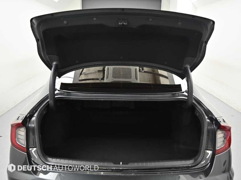 Hyundai Sonata — photo 19