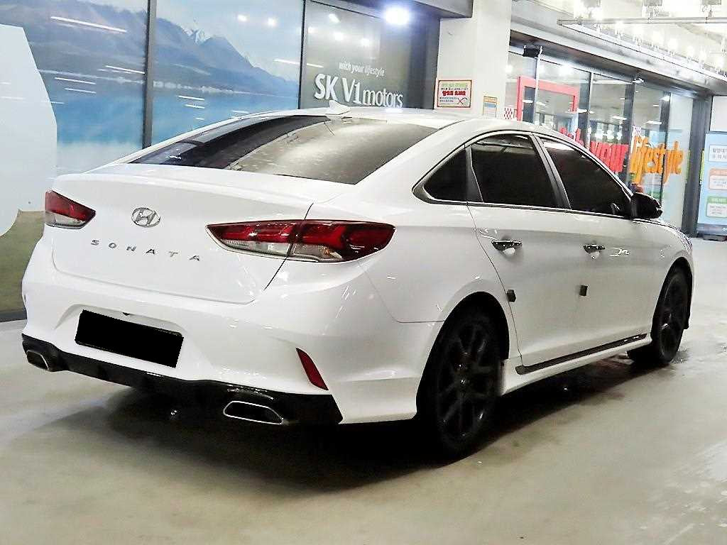 Hyundai Sonata — photo 04