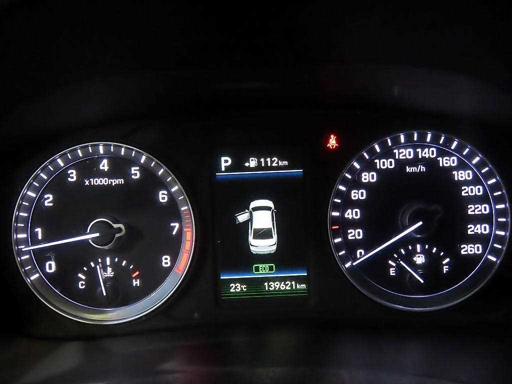 Hyundai Sonata — photo 09