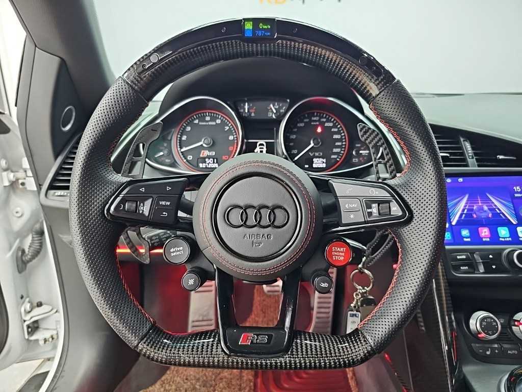 Audi R8 — photo 08