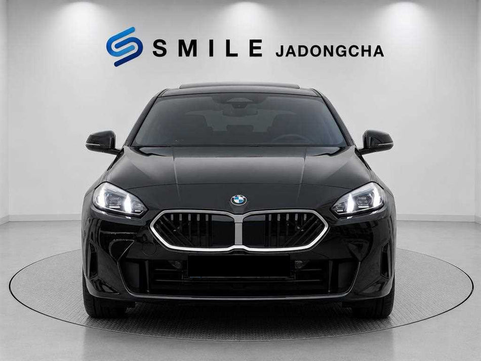 BMW 1-Series — photo 01