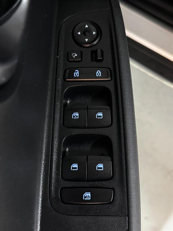 Hyundai Casper — photo 16