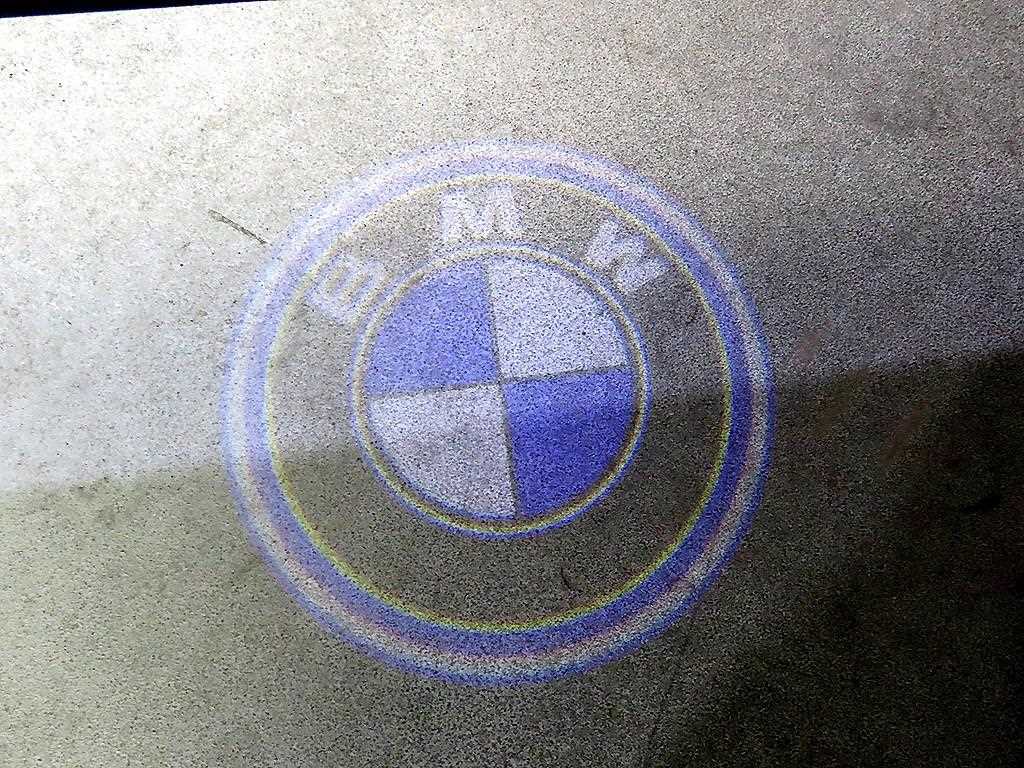 BMW 5-Series — photo 14