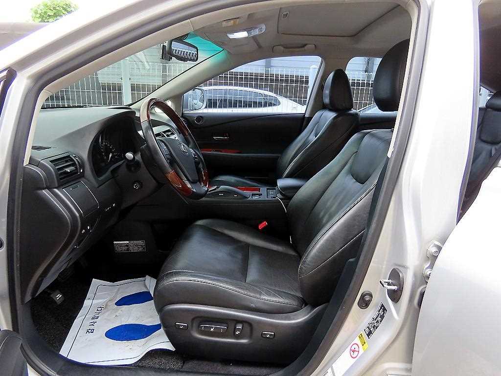 Lexus RX — photo 05