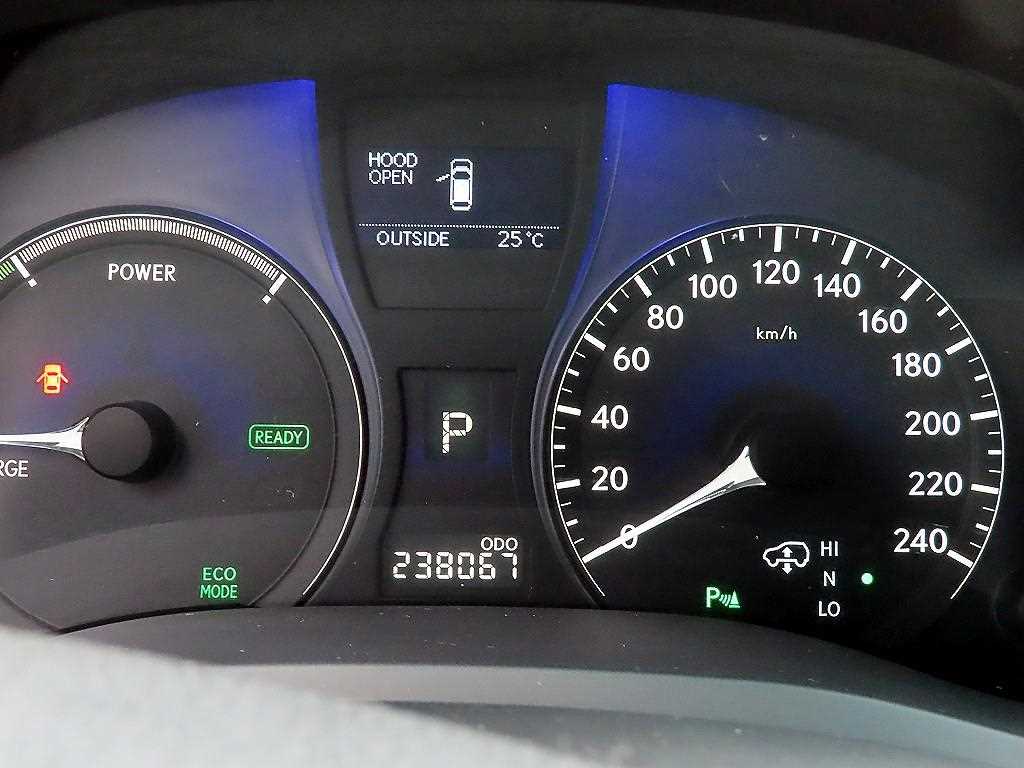 Lexus RX — photo 09