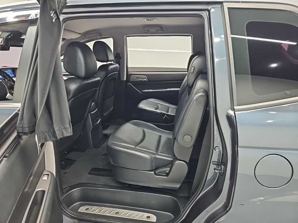 KGM KORANDO — photo 12