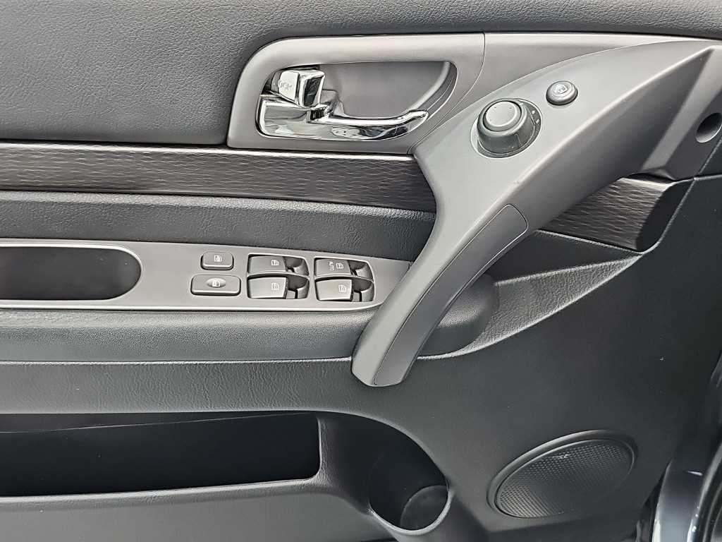 KGM KORANDO — photo 16