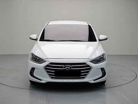 Hyundai Avante — photo 02