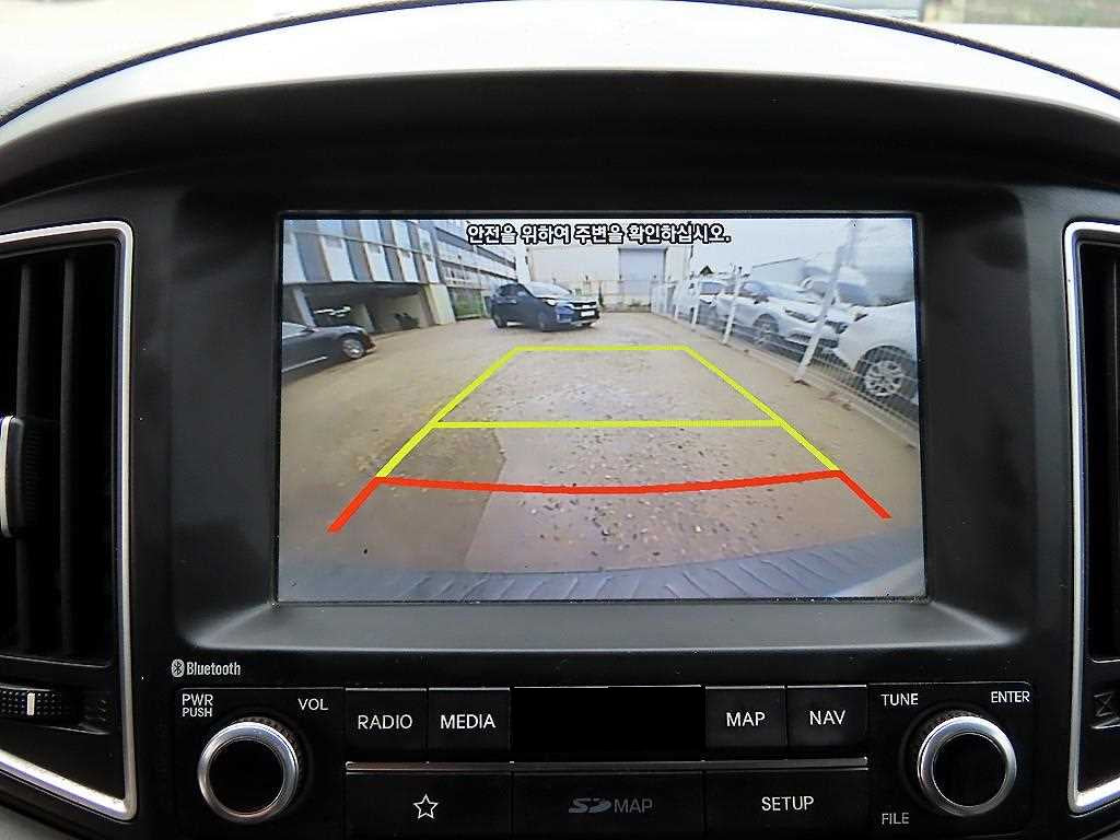 Hyundai Starex — photo 15