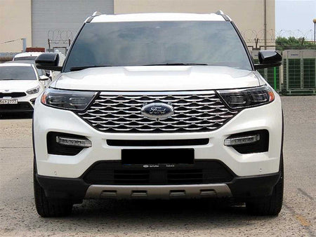 Ford Explorer — photo 01