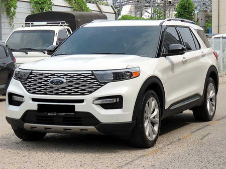 Ford Explorer — photo 02