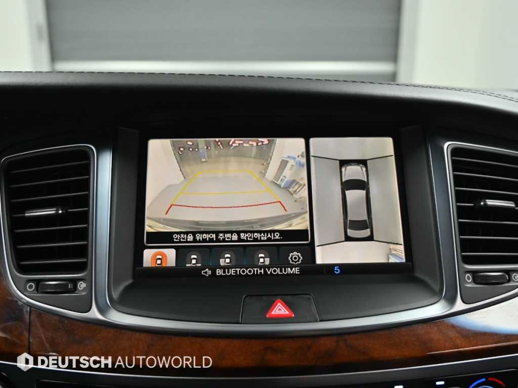 Hyundai Equus — photo 15
